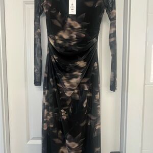 Dynamite Black and Cream Floral Long Sleeve Dress